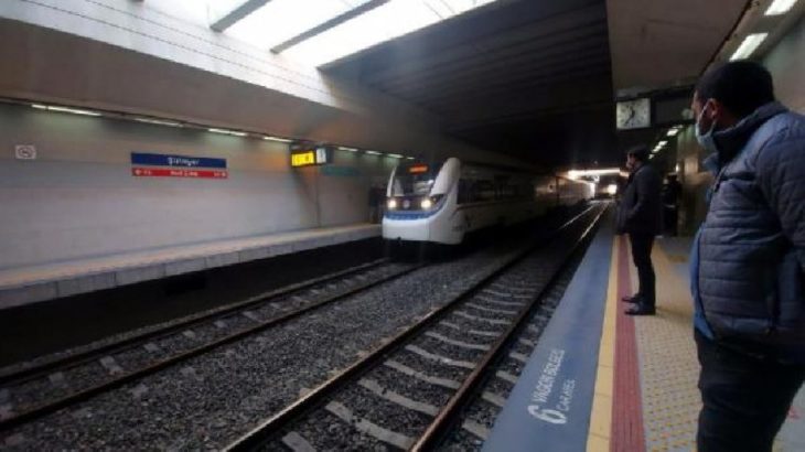 İzmir'de intihar: 20 yaşındaki yurttaş trenin geçişi sırasında raylara atladı