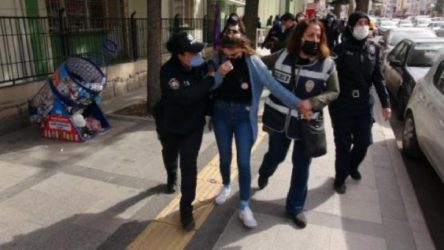 'İstanbul Sözleşmesi' eylemine polis müdahalesi: 7 gözaltı