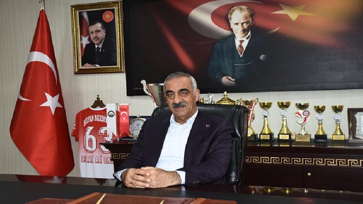 AKP'li Belediye Başkanı 'gri pasaport' sorularından kaçtı: Orucum
