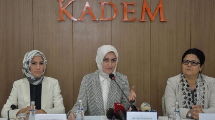 AKP'li Cumhurbaşkanı'nın kızı açıklamalarda bulundu: Aile Bakanları'nı Sümeyye Erdoğan mı belirliyor?