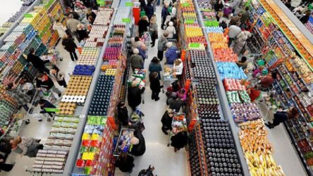 AKP'den zincir marketlere düzenleme