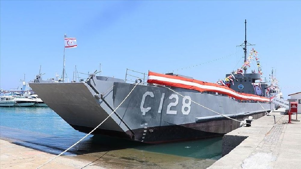 AKP'nin 128 fobisi devam ediyor: Kıbrıs'taki "Ç-128" adlı müze geminin üzerindeki "128" sayılarını sildiler