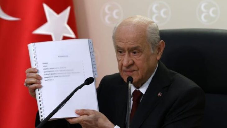 AKP'li Bostancı: Yeni anayasa teklifini memnuniyetle karşılıyoruz