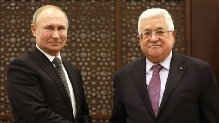 Filistin Devlet Başkanı Mahmud Abbas Putin'e mektup yazdı
