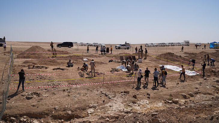 Bir IŞİD katliamı daha ortaya çıktı: 500 kişilik iki toplu mezar