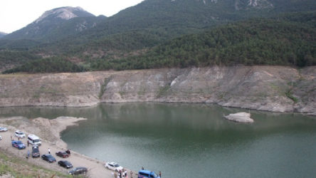 Derinöz Barajı'nda aynı aileden 5 kişi boğularak hayatını kaybetti