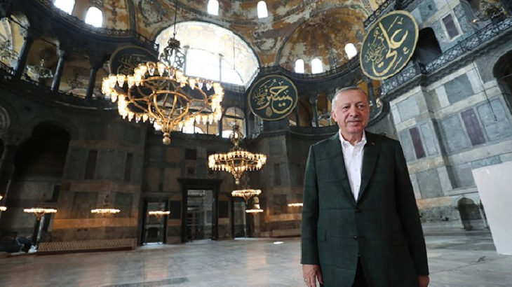 Erdoğan: Medeniyet güneşimizin yeniden yükselişinin sembolü olan Ayasofya'nın dirilişi bir kez daha hayırlı olsun