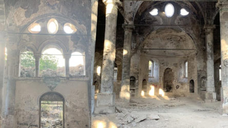 Kayseri Talas'ta tarihi kilise bakımsızlıktan yıkılmak üzere