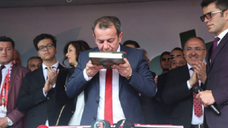 Bolu Belediye Başkanı Özcan, Erdoğan'ın heykelini dikecek