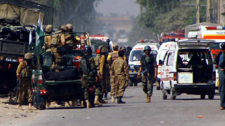 Pakistan'da Kerbela etkinliğine bombalı saldırı: 5 ölü 41 yaralı