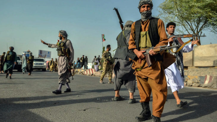Taliban 4 vilayet başkentini daha ele geçirdi