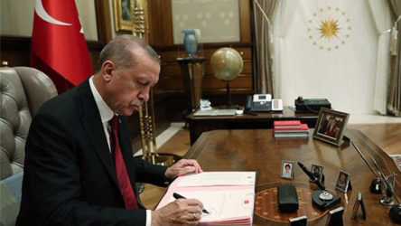 Erdoğan'dan gece yarısı atama ve görevden alma