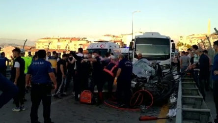Ankara'da otomobil ile servis çarpıştı: 5 kişi hayatını kaybetti