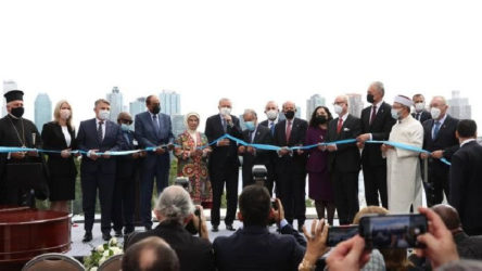 Ali Erbaş, New York'taki Türkevi'nin açılışında