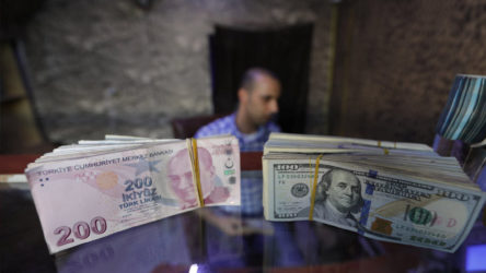 Dolara 'BAE freni': Kavcıoğlu'ndan swap anlaşması için görüşme hamlesi
