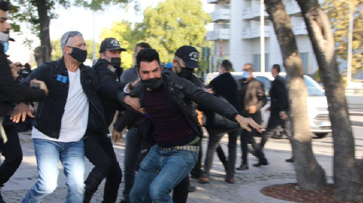 Polisten gazeteciye 'Seni dört parçaya bölerim' tehdidi