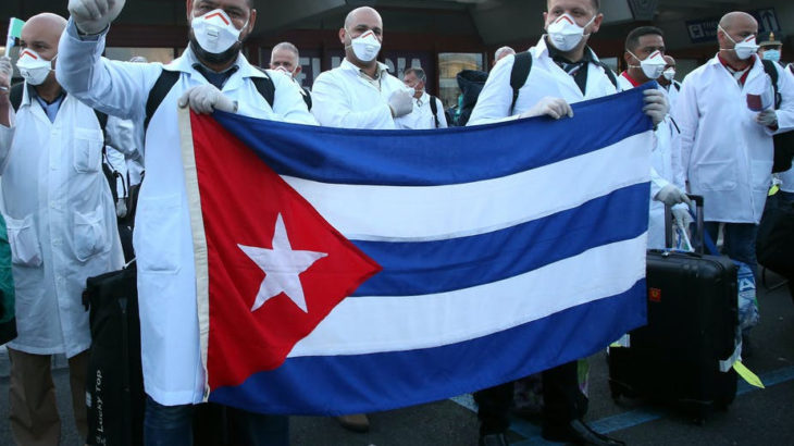 Aşılamada rekor kıran ve önlemlerle ölümleri sıfıra indiren Küba’da kritik gün geldi