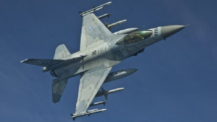 Yunanistan Hava Kuvvetleri'ne ait F-16 düştü