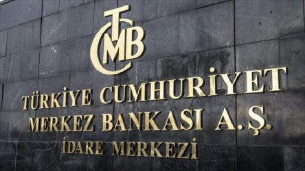 Merkez Bankası'nın faiz kararı öncesi dolarda yeni zirve: 14,87