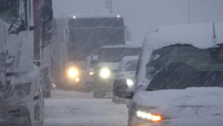 İstanbul-Ankara yolu trafiğe kapatıldı