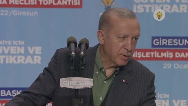 Erdoğan toplantı yapılan salonu beğenmedi: Bu olmaz!