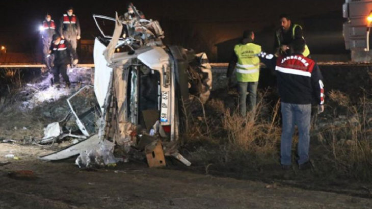 Aksaray'da yaşanan kazada 7 kişi hayatını kaybetti