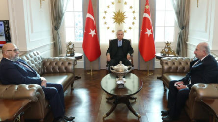 Erdoğan, 'rüşvet tuzağı' iddiasıyla gündeme gelen Şirinoğlu'yla görüştü