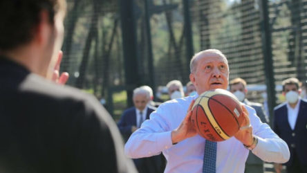 Erdoğan'ın İsrailli kardiyologdan tavsiye aldığı, kalp sorunları yaşıyor olabileceği iddia edildi