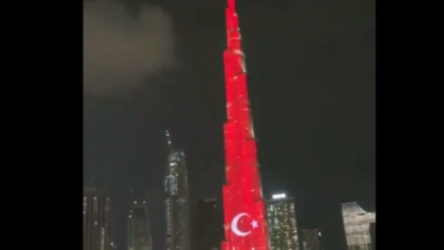 Burj Khalifa Türk bayrağı motifiyle aydınlatıldı: Erdoğan için 'Hoş geldiniz' yazıldı