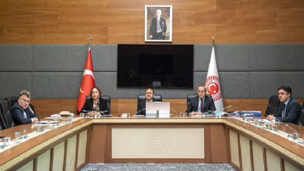 Komisyon HDP'li Güzel için toplandı: Kerestecioğlu'ndan çözüm süreci hatırlatması