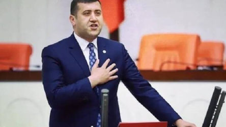 TÜİK'in açıkladığı enflasyon rakamlarını eleştiren Baki Ersoy MHP'den istifa etti
