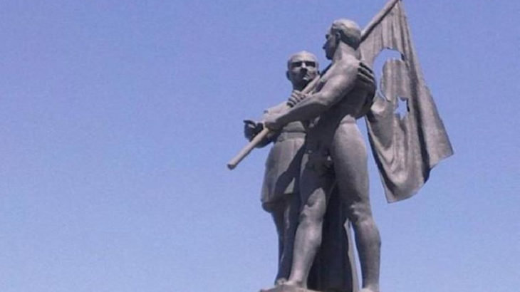 Malatya'da gericilerin 'çıplak heykel' rahatsızlığı