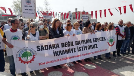 Emeklilerden ikramiye protestosu: Açlığa teslim olmayacağız