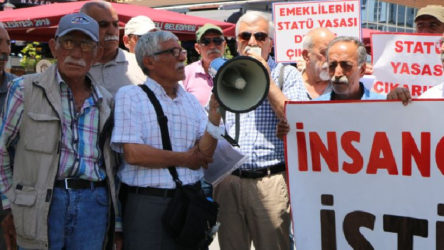 Emekliler Tunceli'de sefalete karşı sokağa çıktı