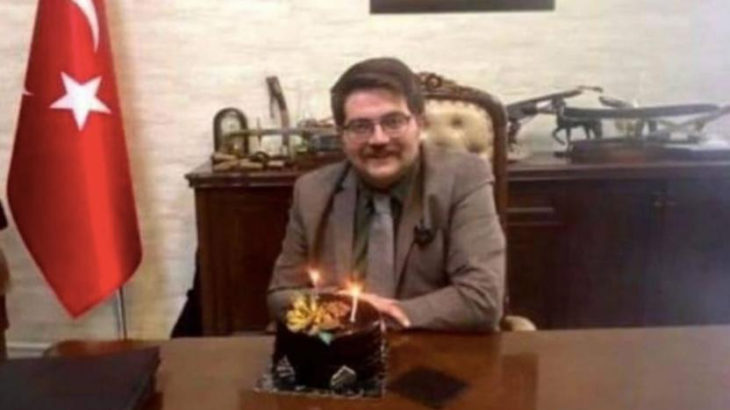'Belediye başkanı, kaymakamın doğum gününü kutladı' haberine ceza