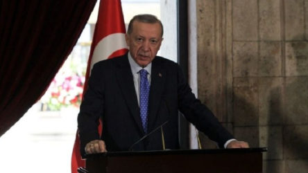 Erdoğan'dan, Anıtkabir'deki törende 'Türkiye Yüzyılı' propagandası