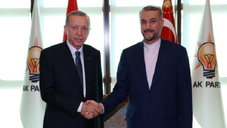 Erdoğan, İran Dışişleri Bakanı ile AKP Genel Merkezi'nde görüştü