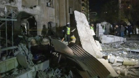 İsrail'den depremin yaralarını sarmaya çalışan Suriye'ye hava saldırısı: 5 kişi yaşamını yitirdi