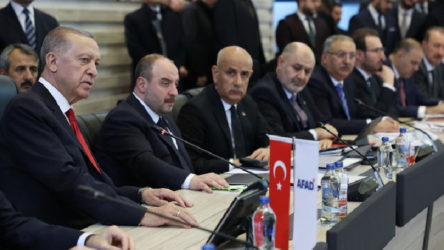 Erdoğan ve bir dizi AKP'li isim hakkında suç duyurusu