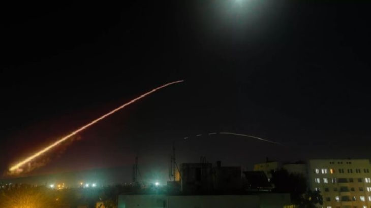 İsrail, Humus'a hava saldırısı düzenledi