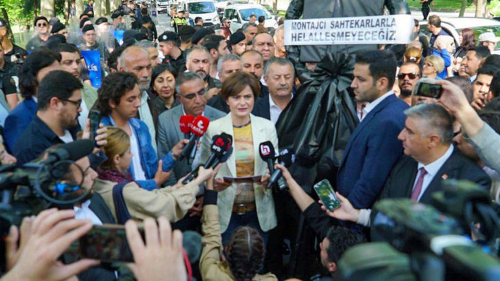 Canan Kaftancıoğlu, AKP İstanbul İl Başkanlığı önüne siyah çelenk bıraktı |  Gazete Manifesto