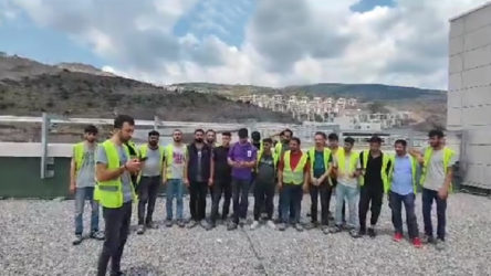 İzmir Şehir Hastanesi şantiyesinde çalışan işçilerden iş bırakma eylemi