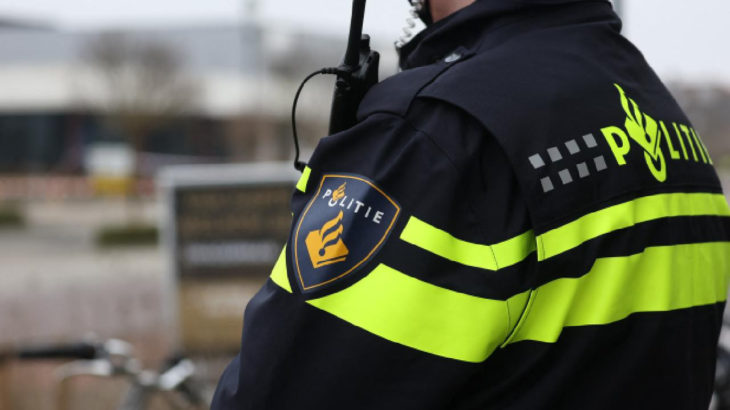 Hollanda'da polislerin türban, haç ve kipa takması yasaklandı