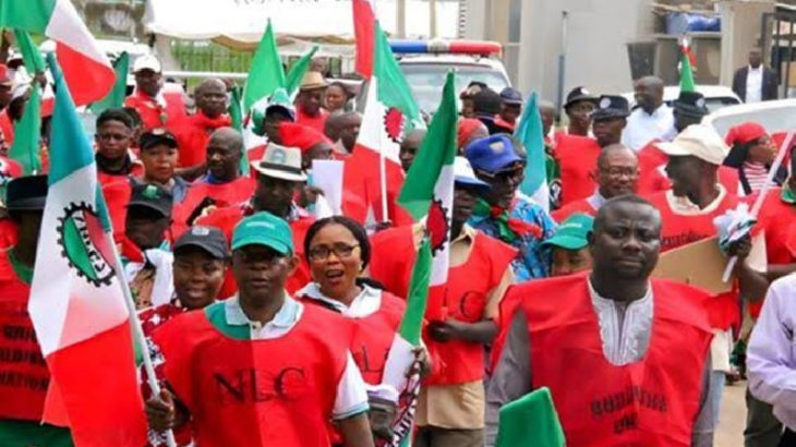 Nijerya'da işçilerden akaryakıt zamları üzerine ülke çapında grev kararı