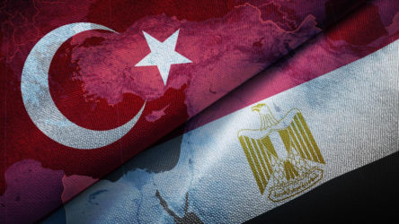 Türkiye-Mısır ilişkileri büyükelçilik seviyesine çıkarıldı