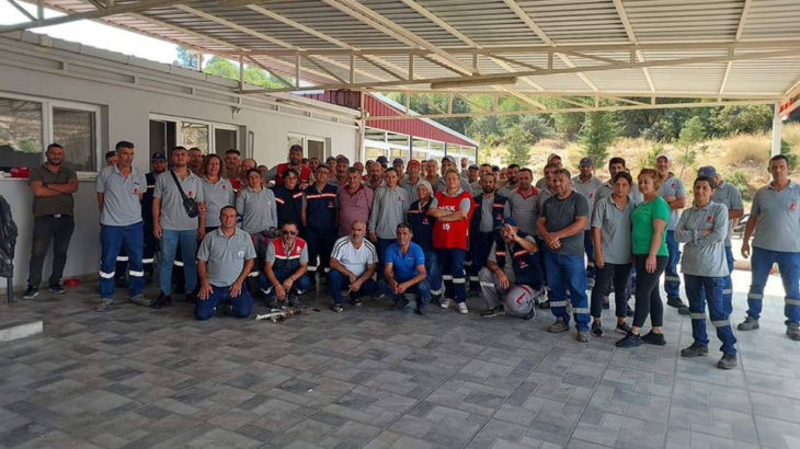 İzmir’de 3 farklı belediyede işçiler iş bıraktı