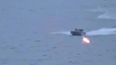 Rusya, Karadeniz'de Ukrayna'ya ait 2 askeri botu batırdı